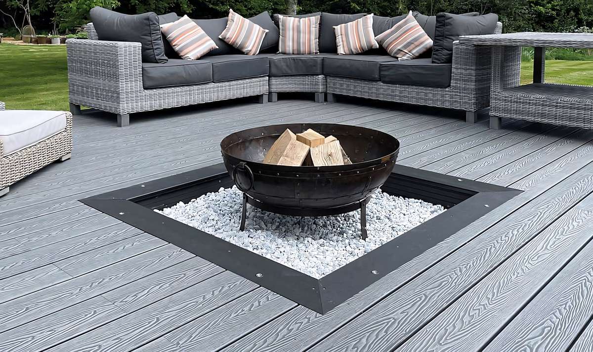 Firepit Deck